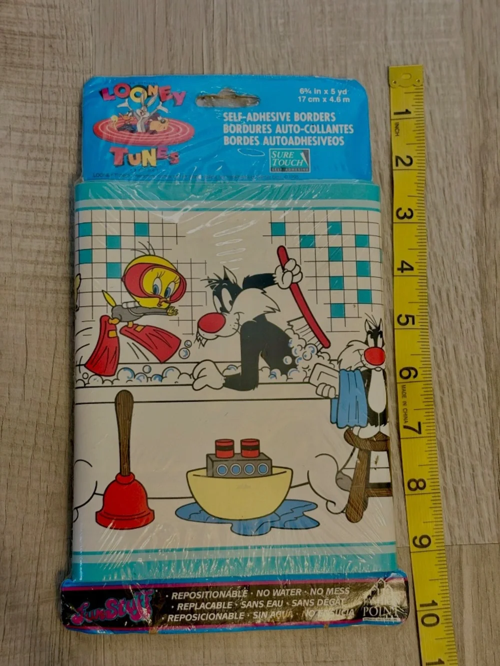 Looney Tunes 90s Self Adhesive Wall Paper Border Stick On Bathroom Brand New Vtg